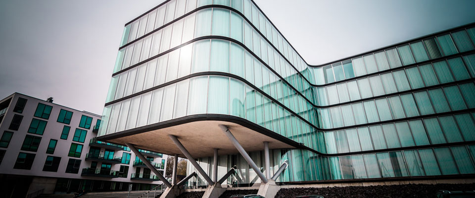 在哪买最划算的手机号短信轰在线轰炸免费软件